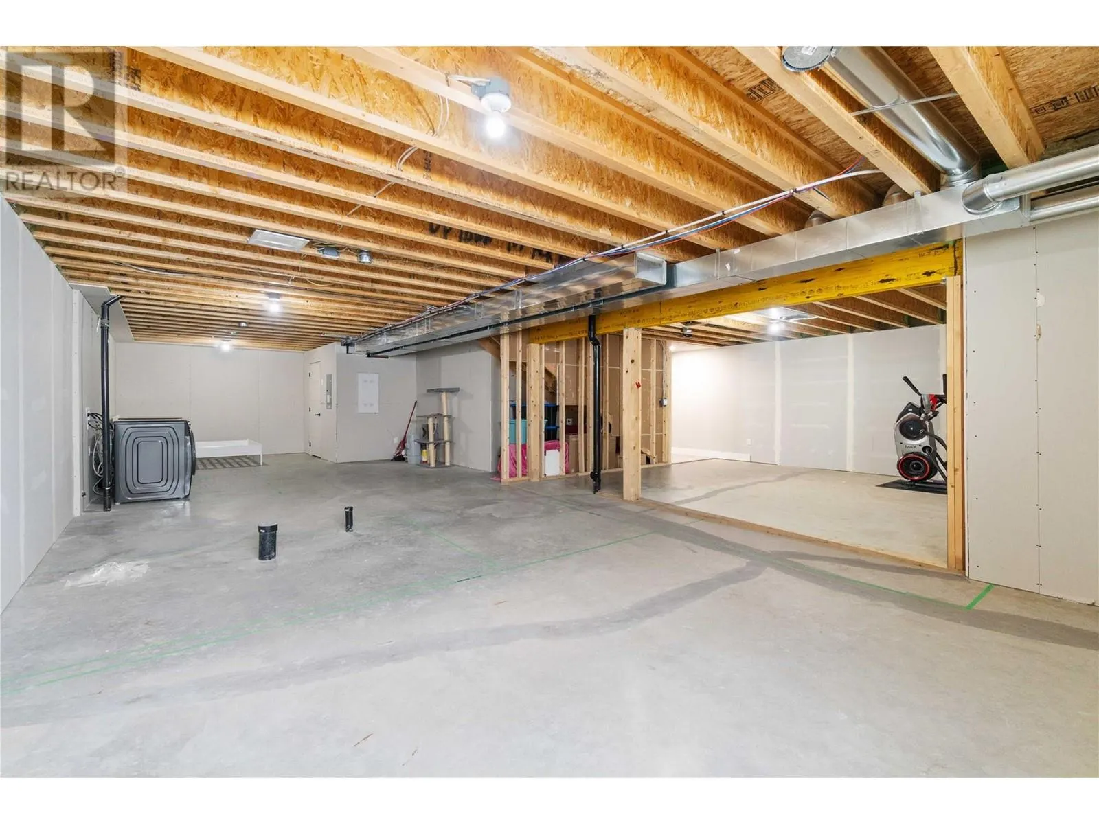 2810 15 Avenue NE Unit# 28