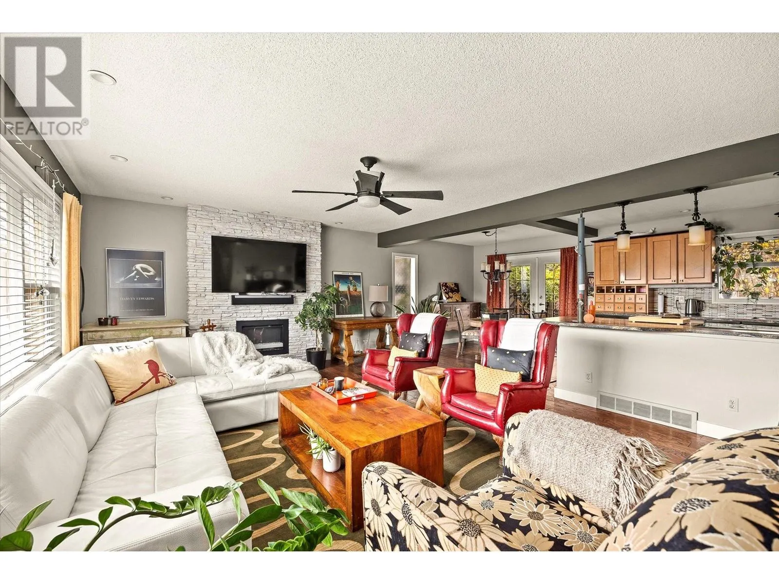 1508 Pinehurst Crescent
