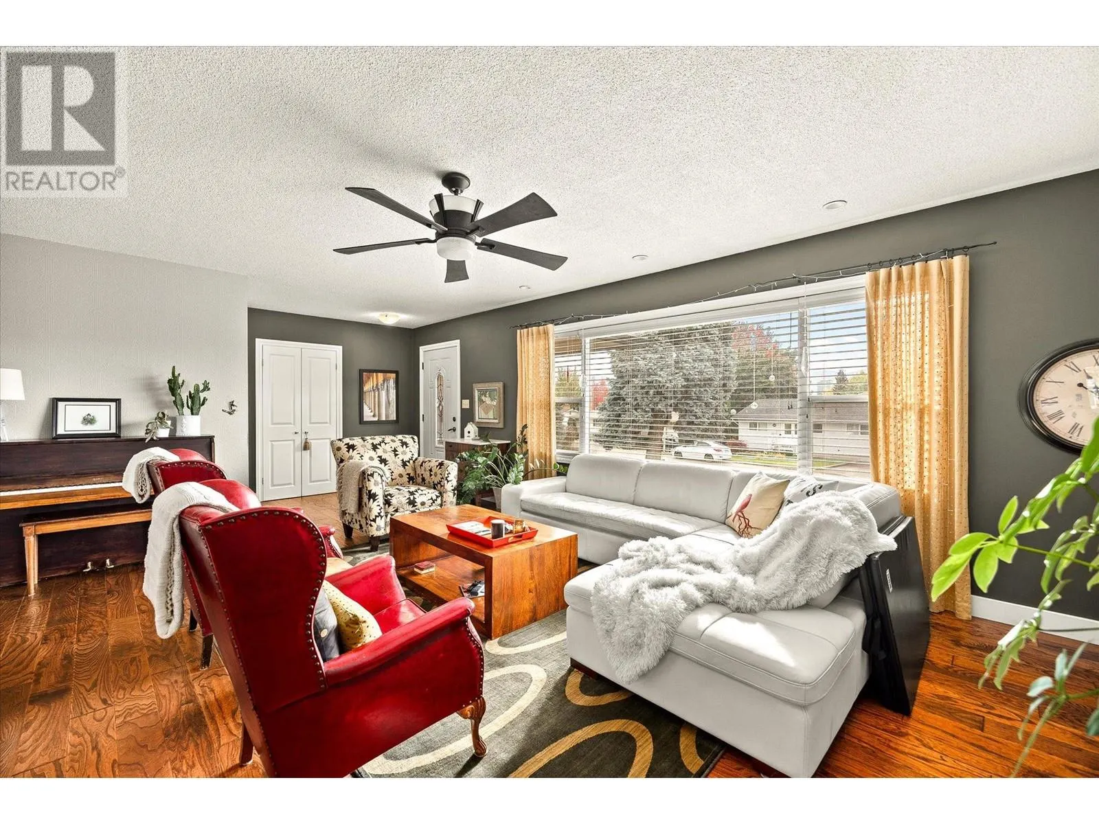 1508 Pinehurst Crescent