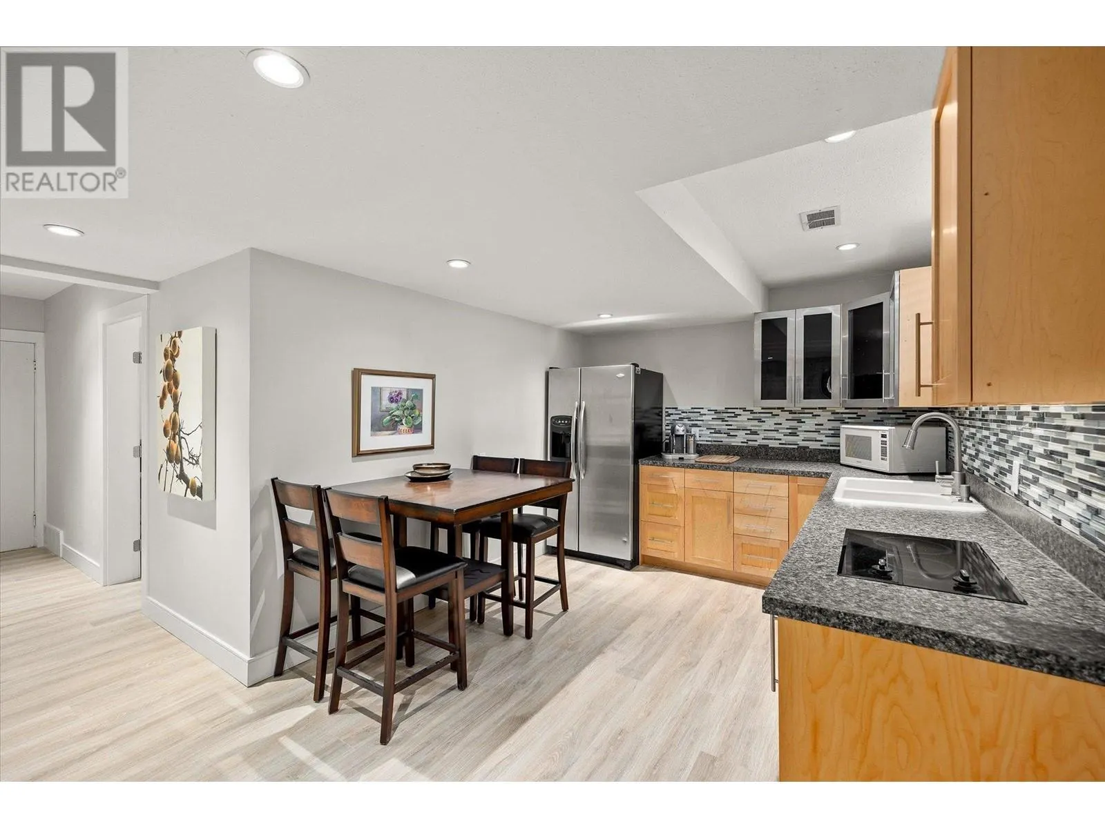 1508 Pinehurst Crescent