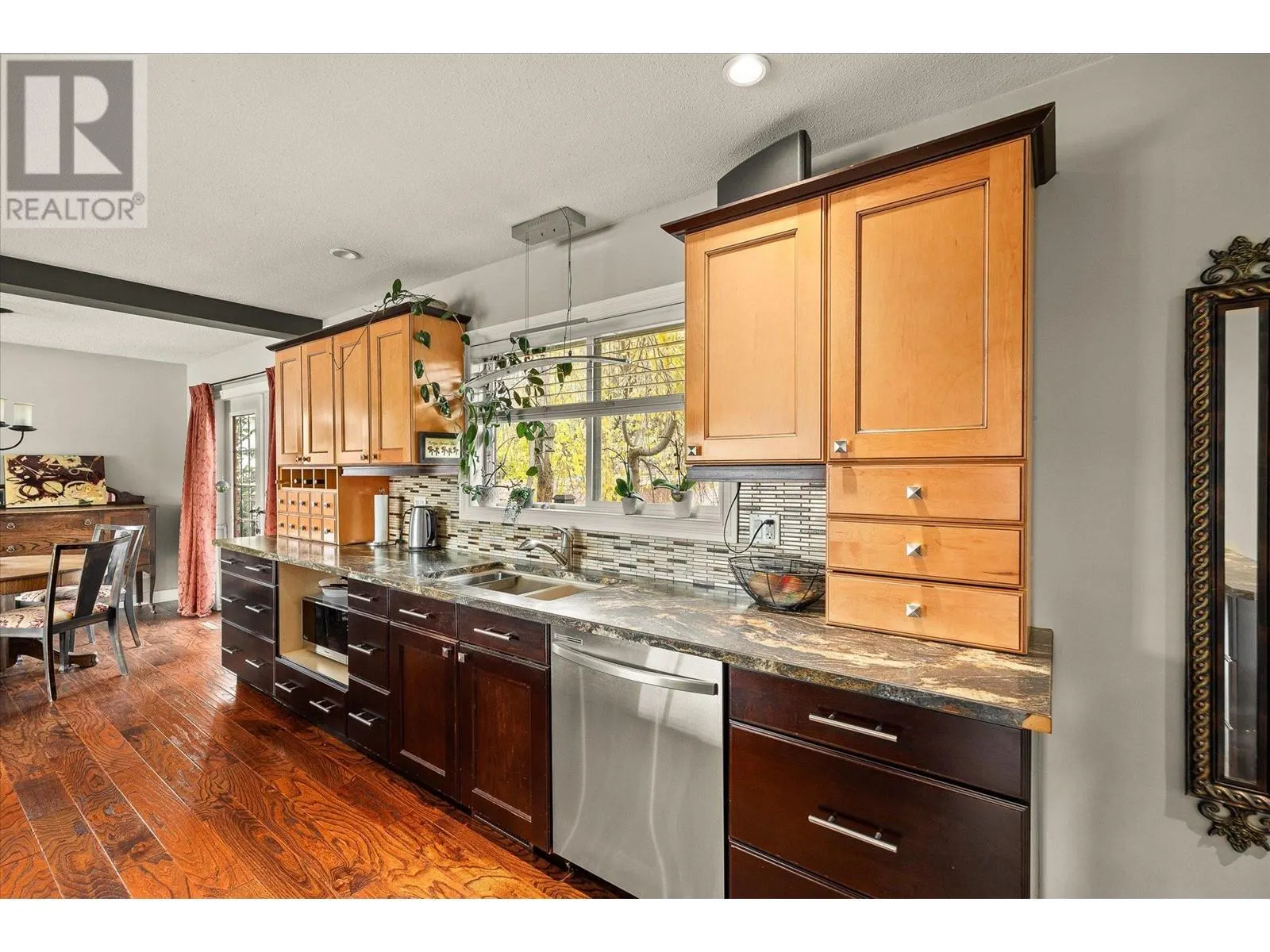 1508 Pinehurst Crescent