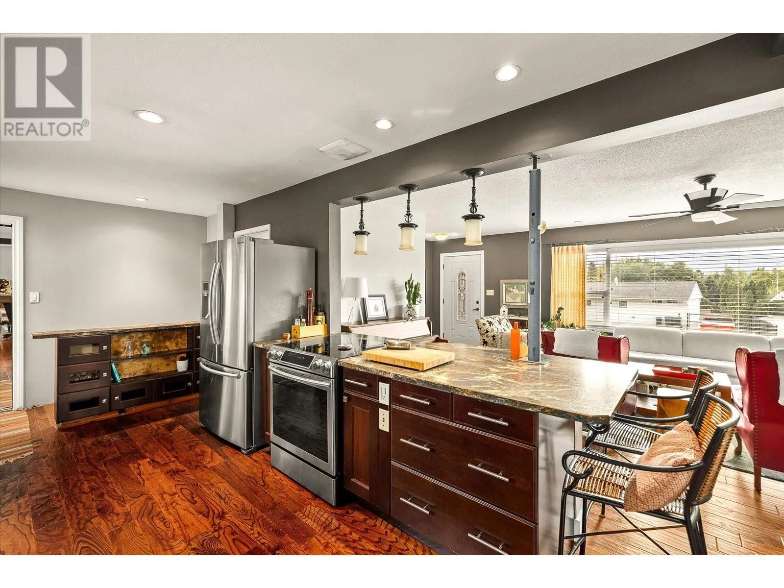 1508 Pinehurst Crescent