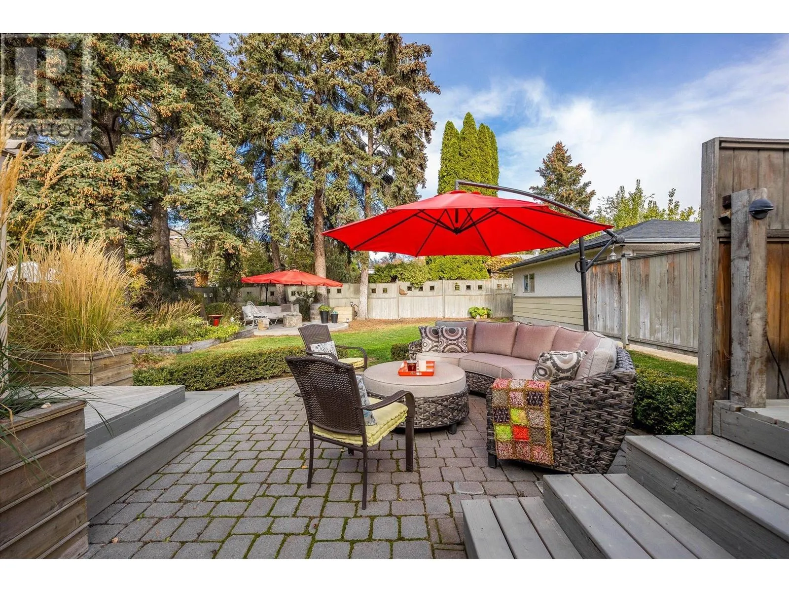 1508 Pinehurst Crescent