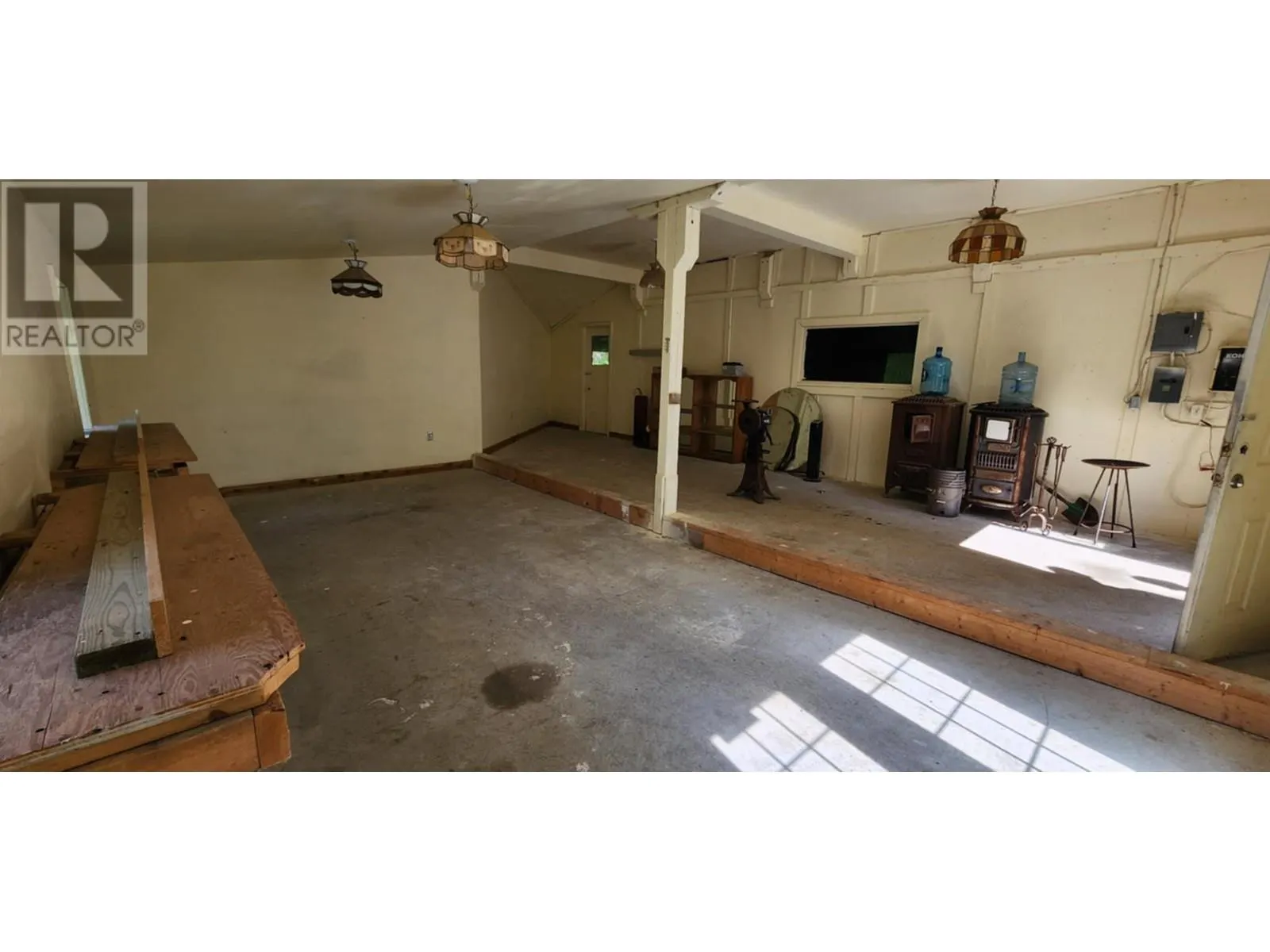 1666 Trinity Valley Road