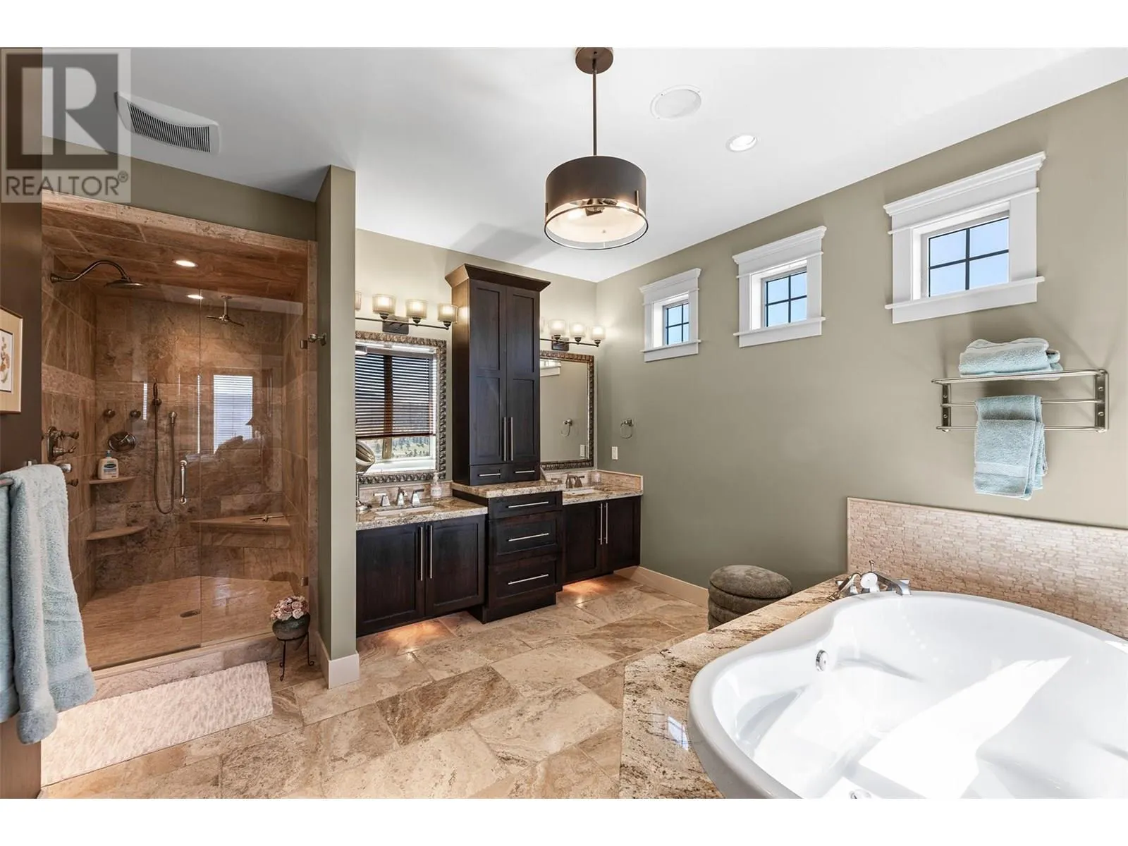 1732 Capistrano Peaks Crescent