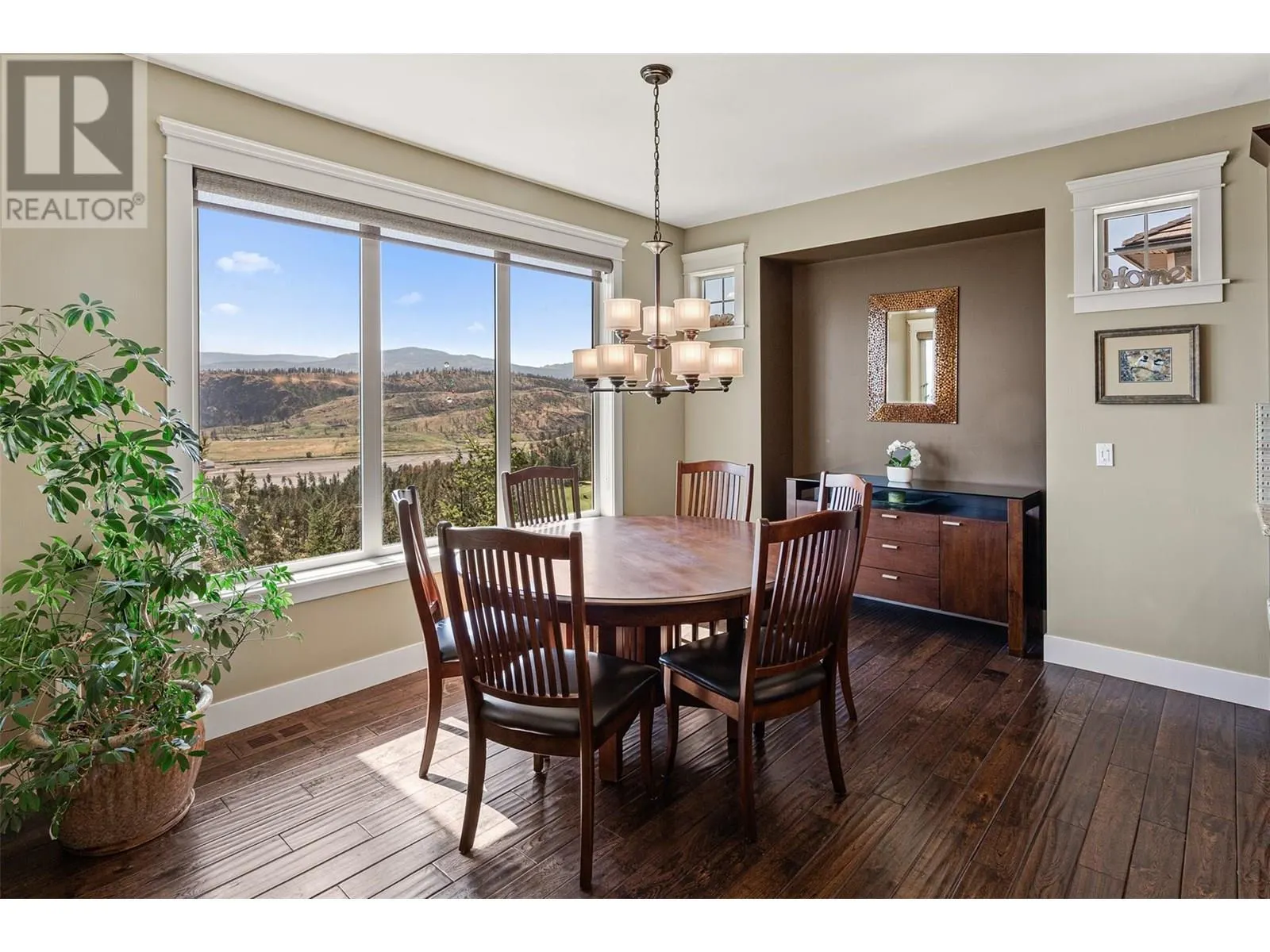 1732 Capistrano Peaks Crescent