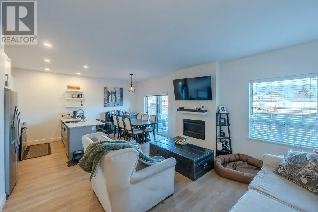 5011 TOWGOOD Place Unit# 102