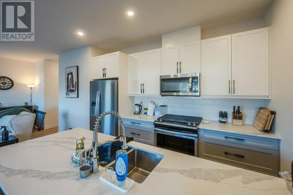 5011 TOWGOOD Place Unit# 102