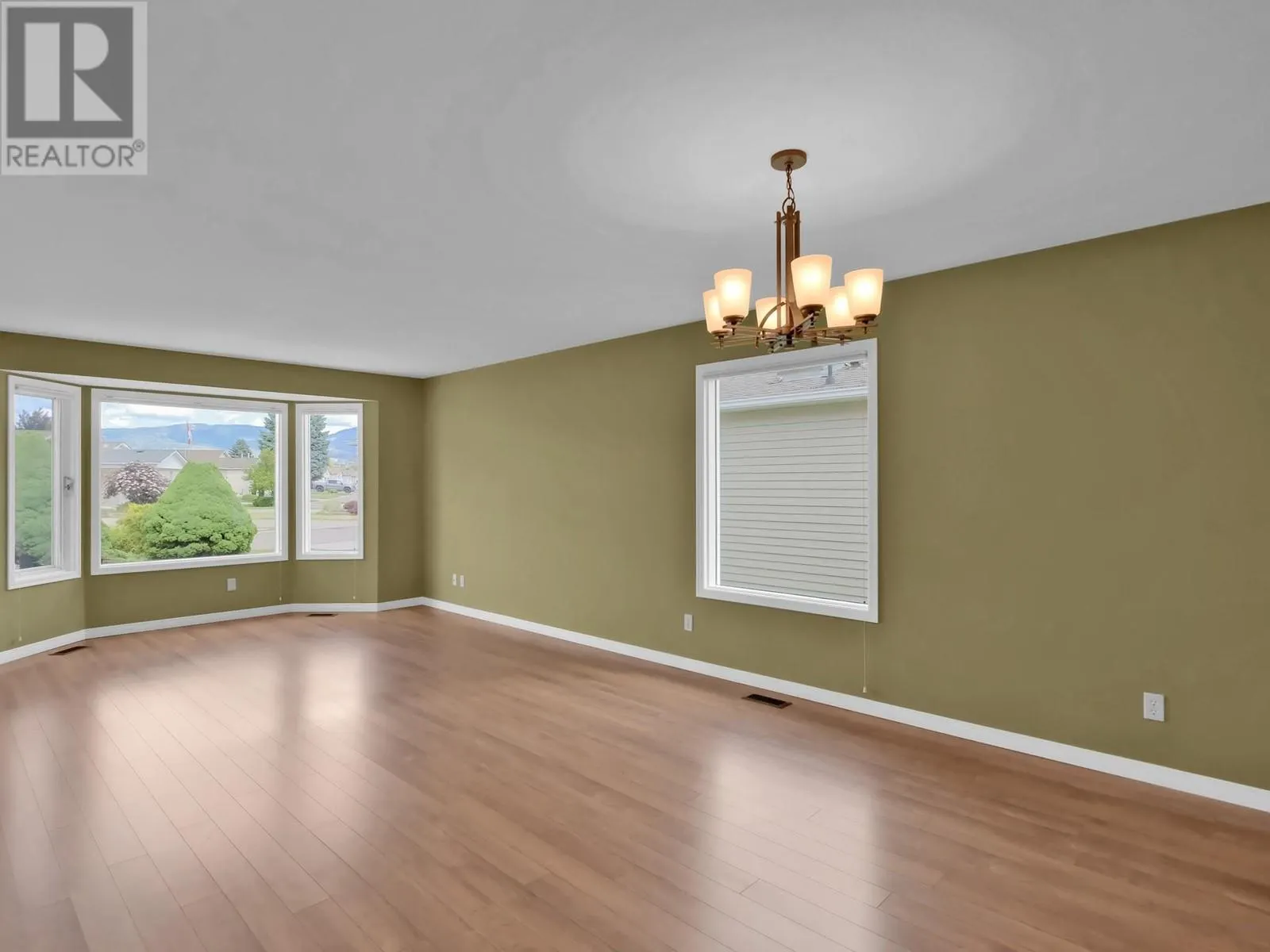 1260 Raymer Avenue Unit# 425