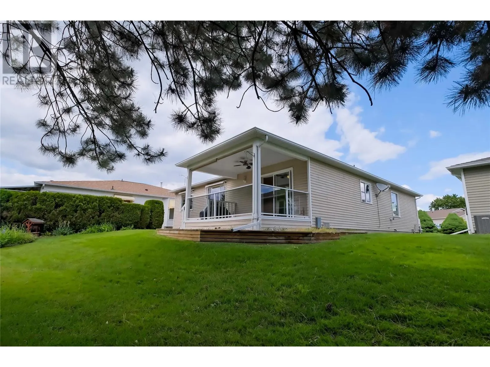 1260 Raymer Avenue Unit# 425