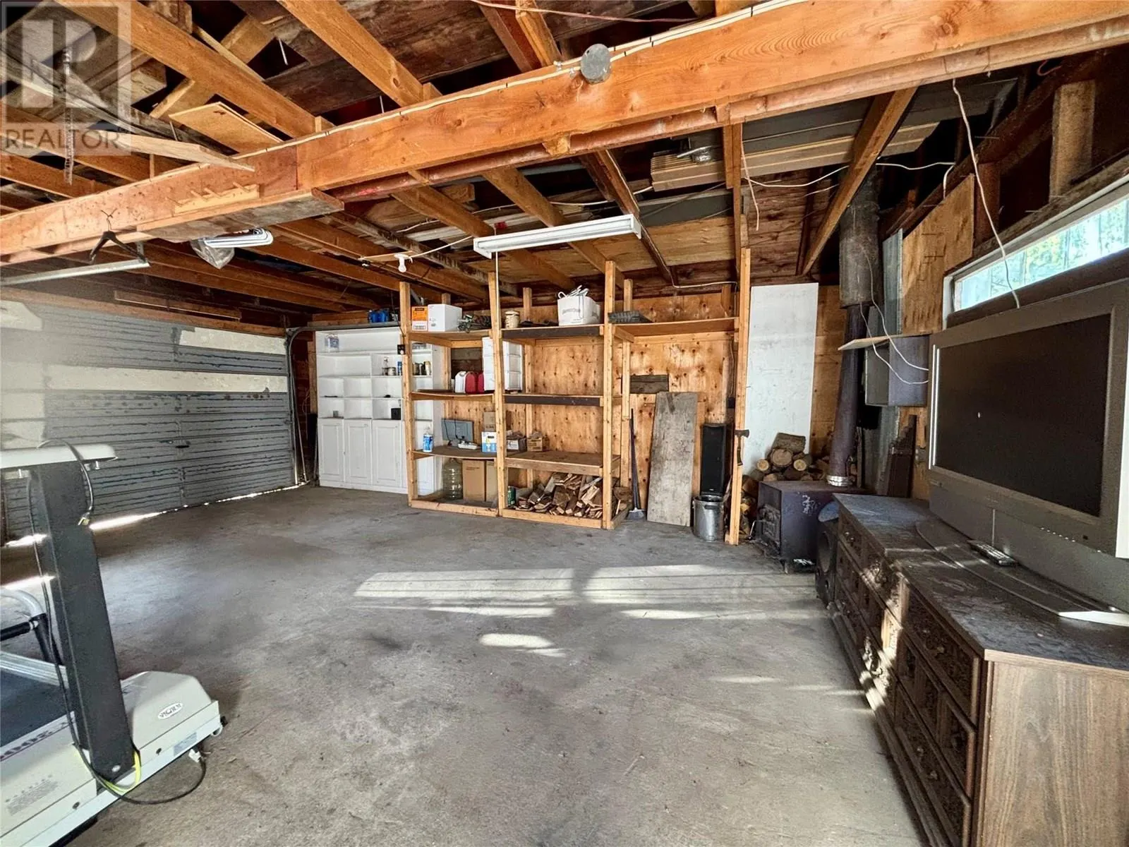 729 Stanley Avenue