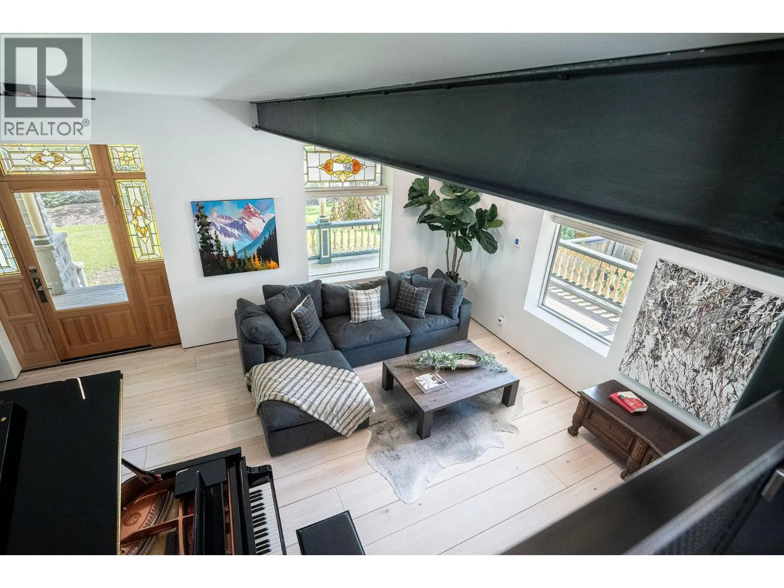 805 & 815 Mackenzie Avenue