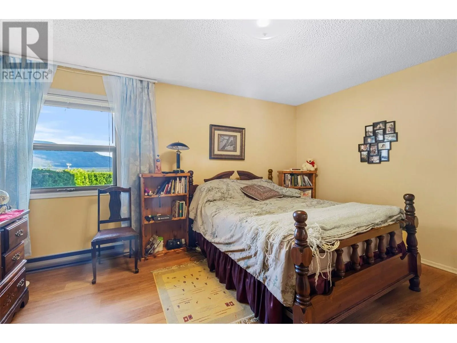 1215 Notch Hill Road Unit# 7