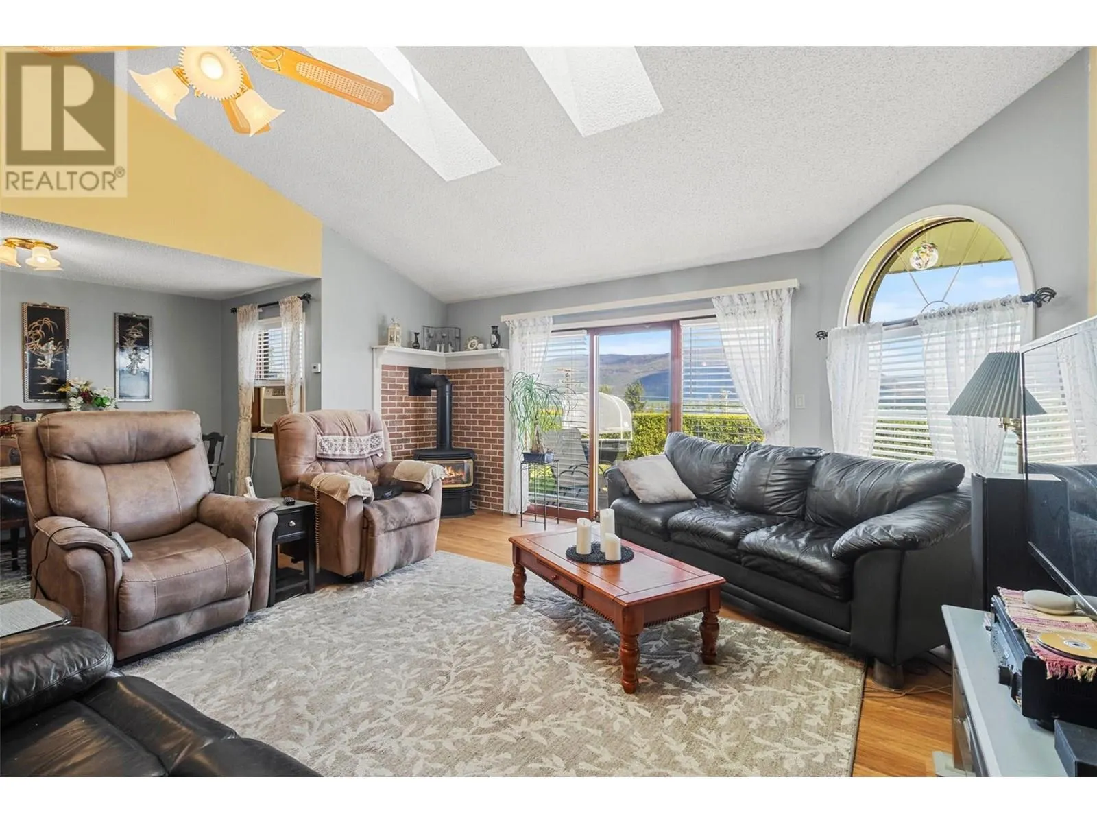 1215 Notch Hill Road Unit# 7