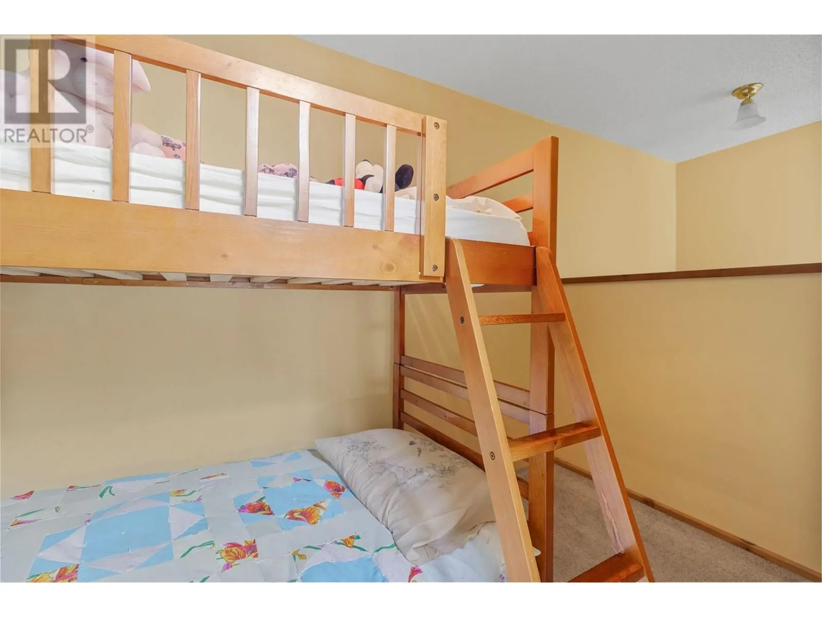 1215 Notch Hill Road Unit# 7
