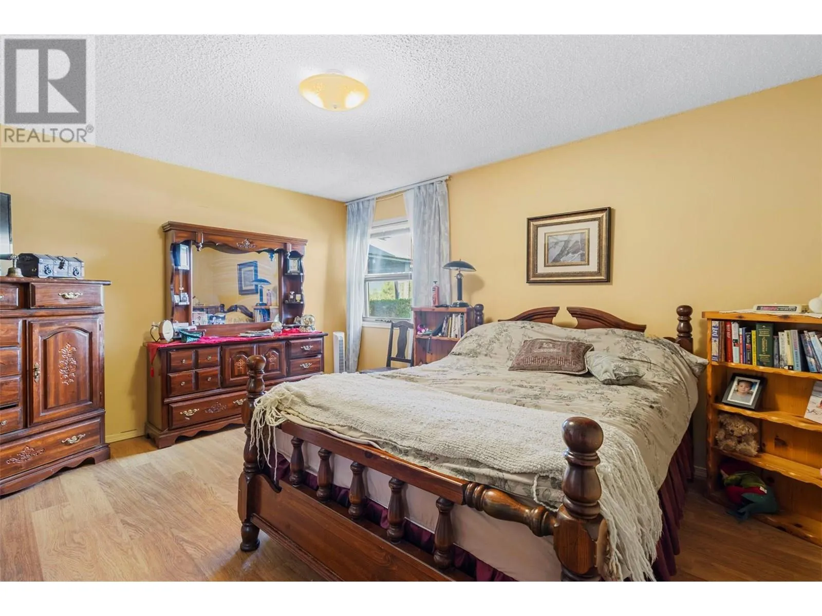 1215 Notch Hill Road Unit# 7
