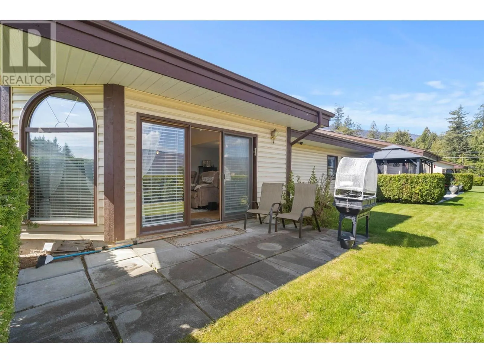 1215 Notch Hill Road Unit# 7