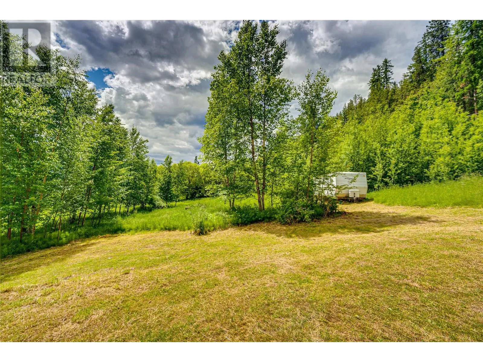 682 Lower Inonoaklin Road