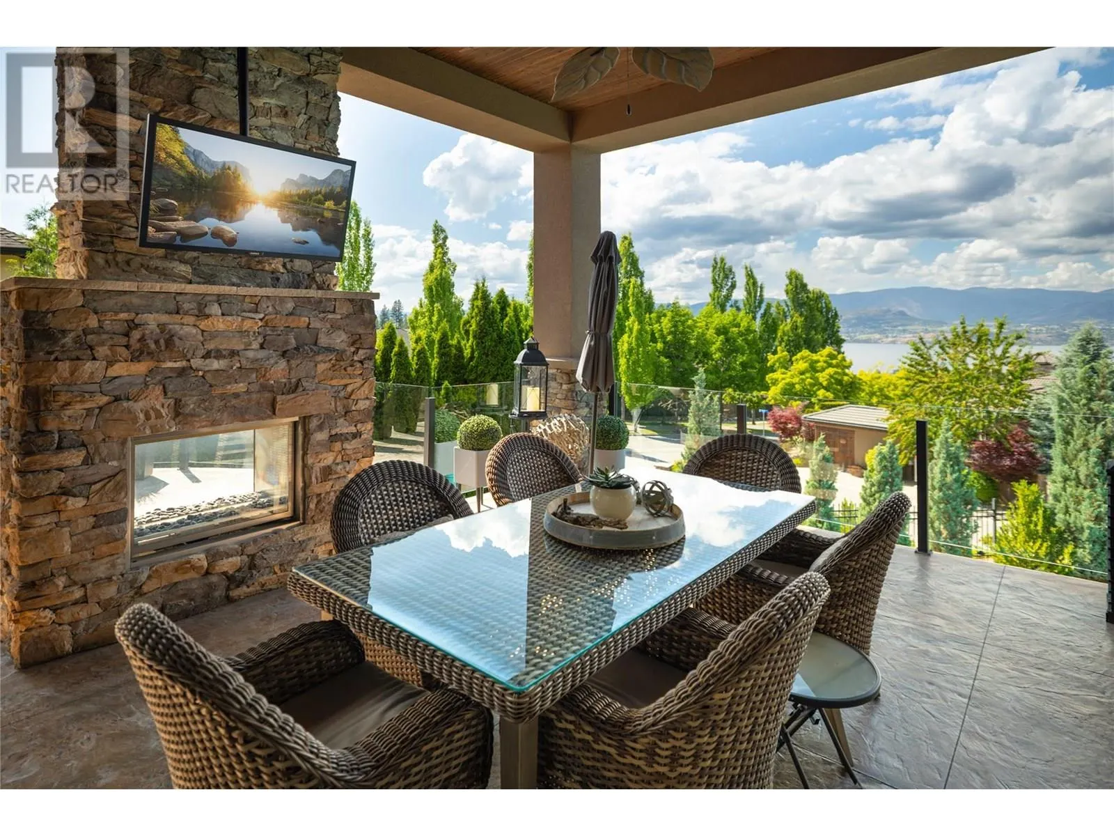 710 ARBOR VIEW Drive
