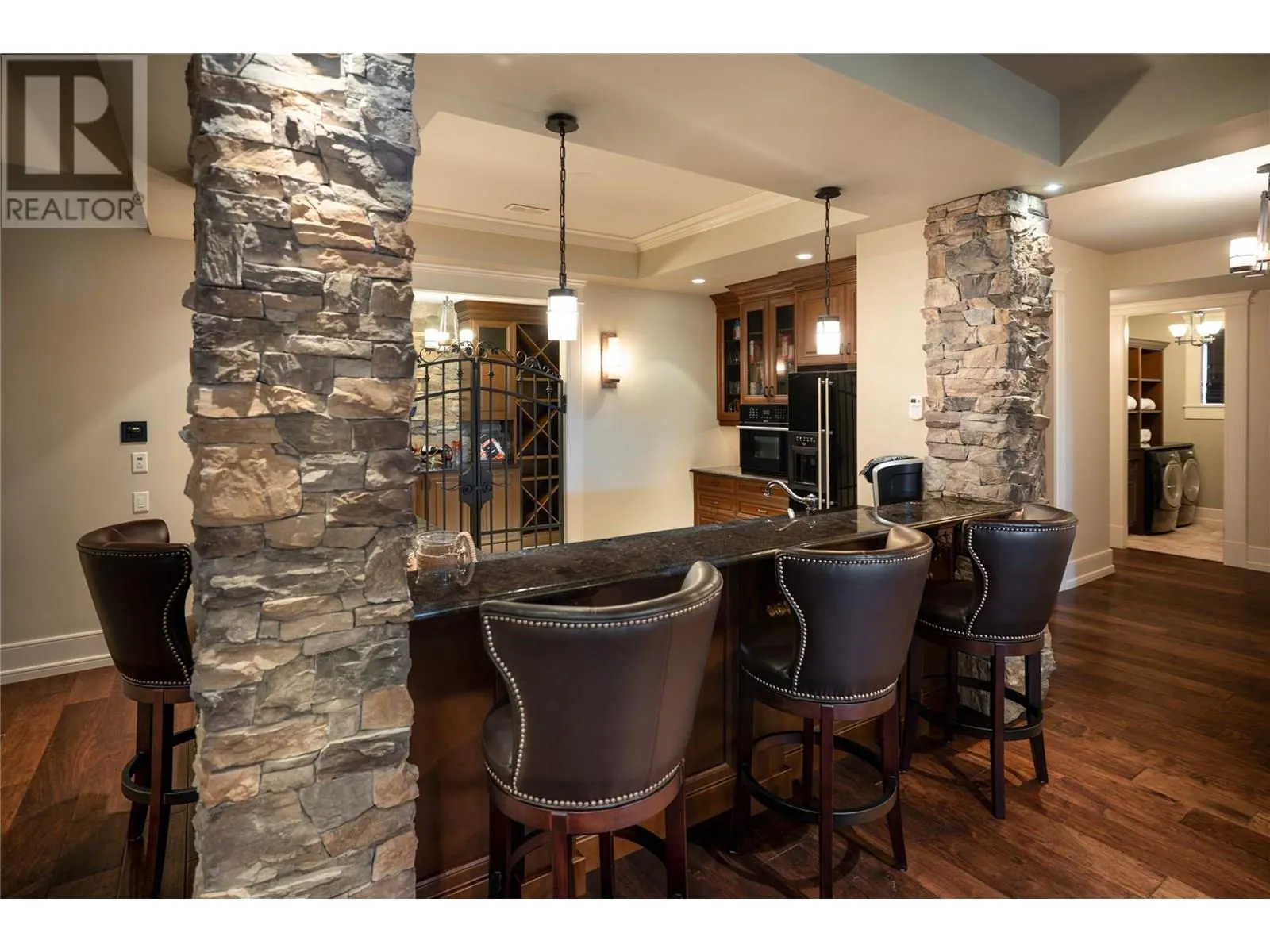 710 ARBOR VIEW Drive
