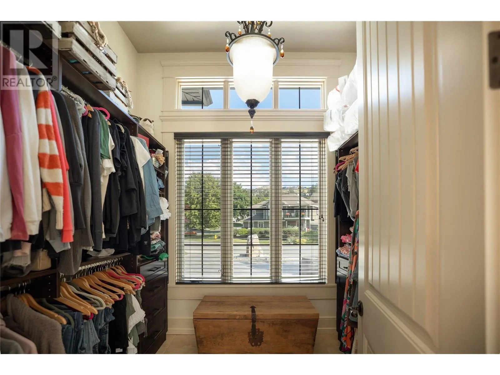 710 ARBOR VIEW Drive