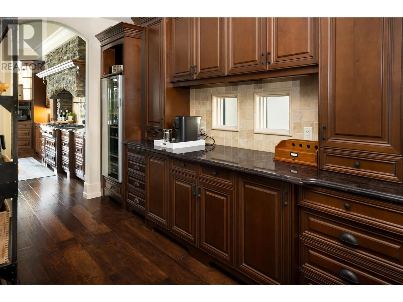 710 ARBOR VIEW Drive