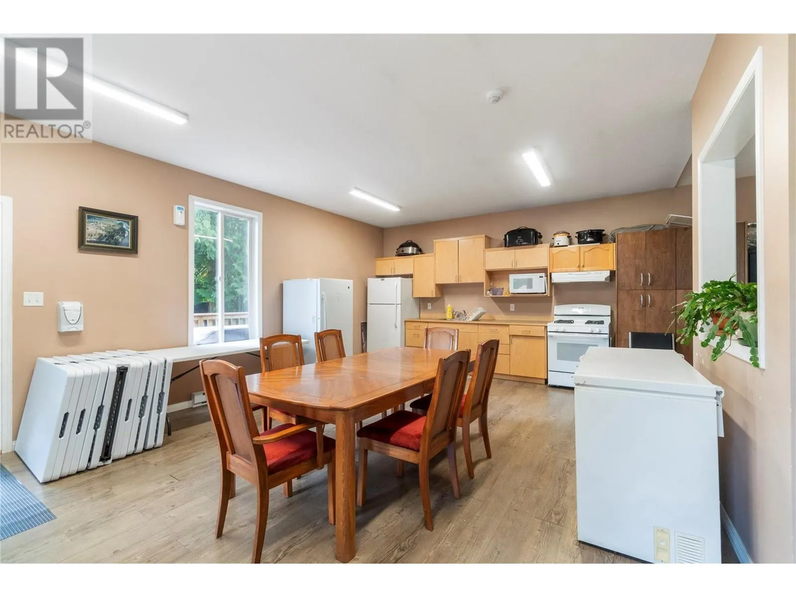 2202 Enderby Mabel Lake Road Unit# 106