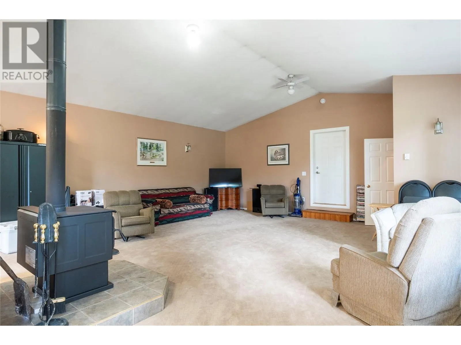 2202 Enderby Mabel Lake Road Unit# 106