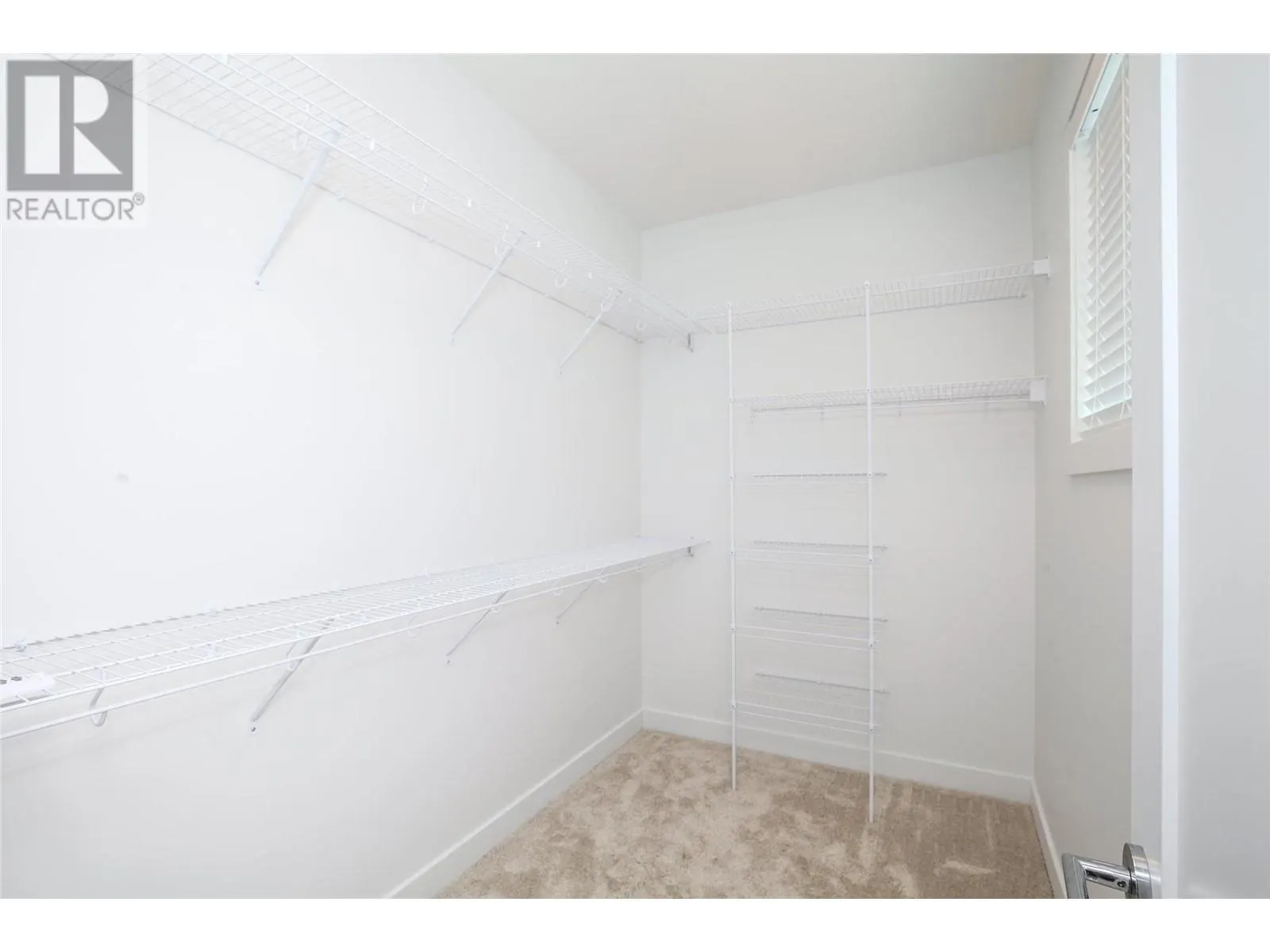 610 Academy Way Unit# 114