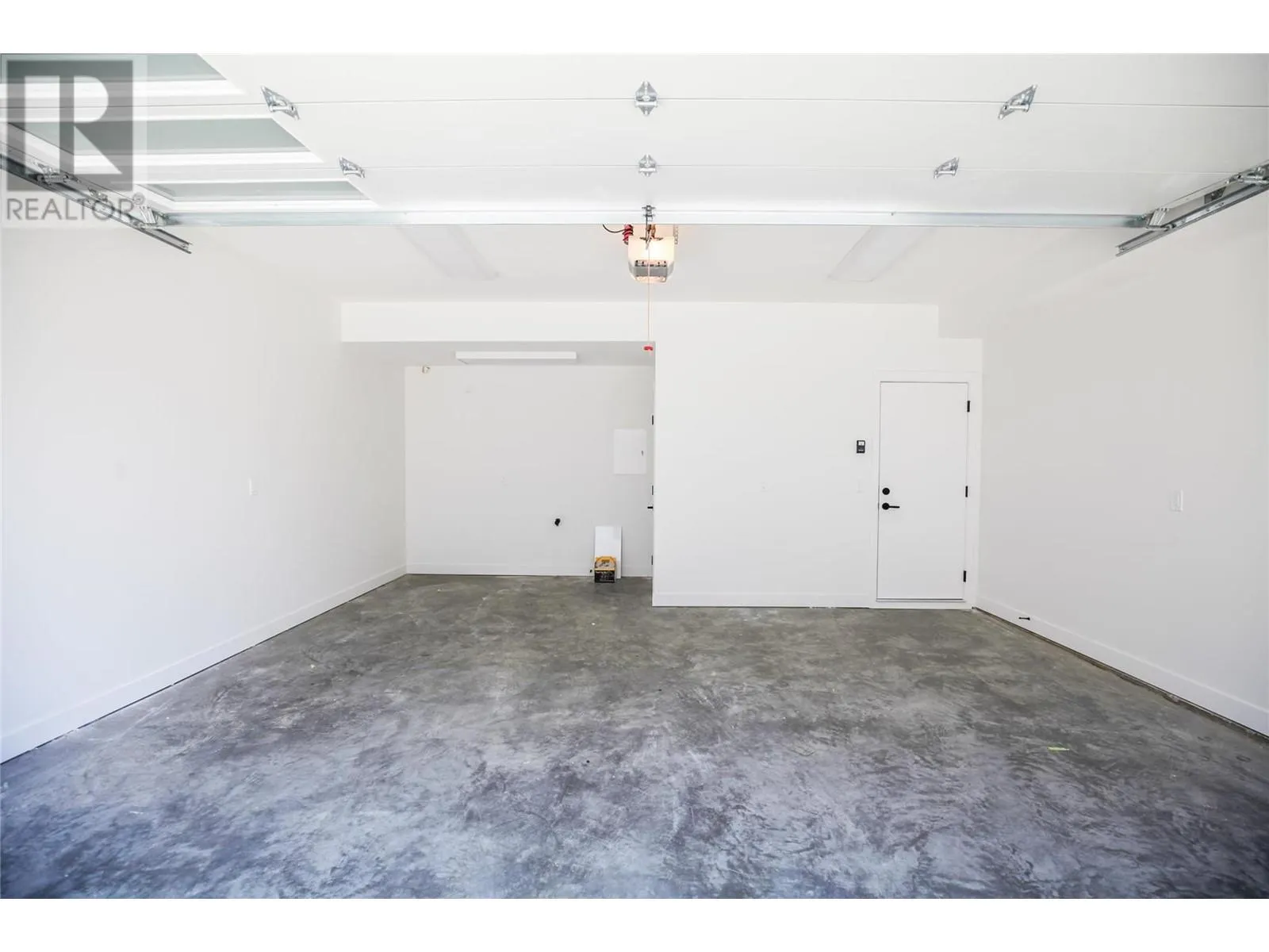 610 Academy Way Unit# 114