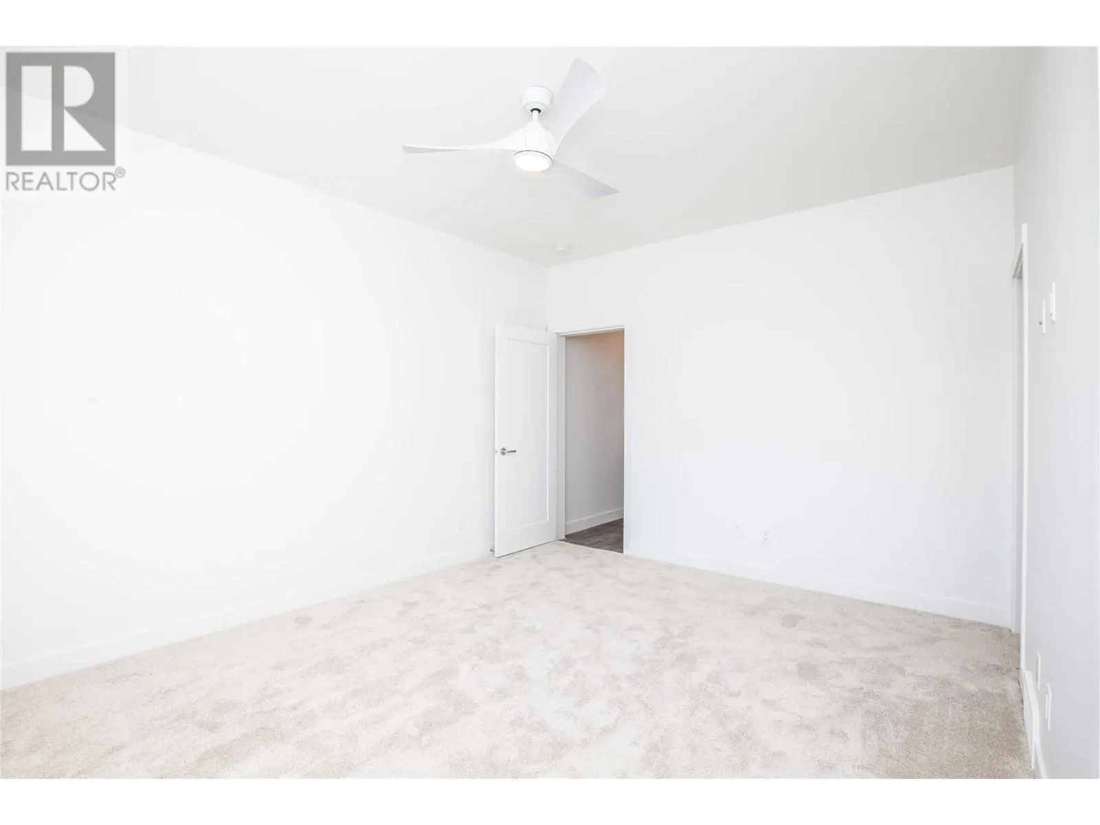 610 Academy Way Unit# 114