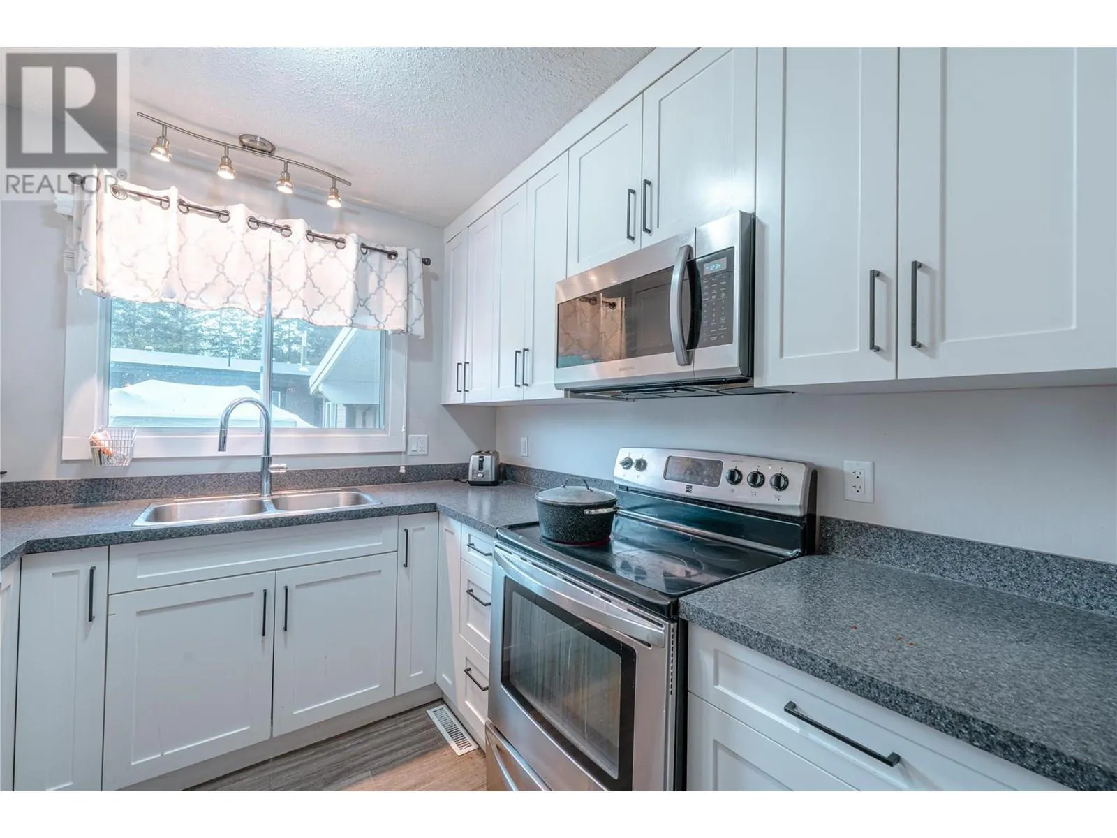 1822 A&B Maley Road