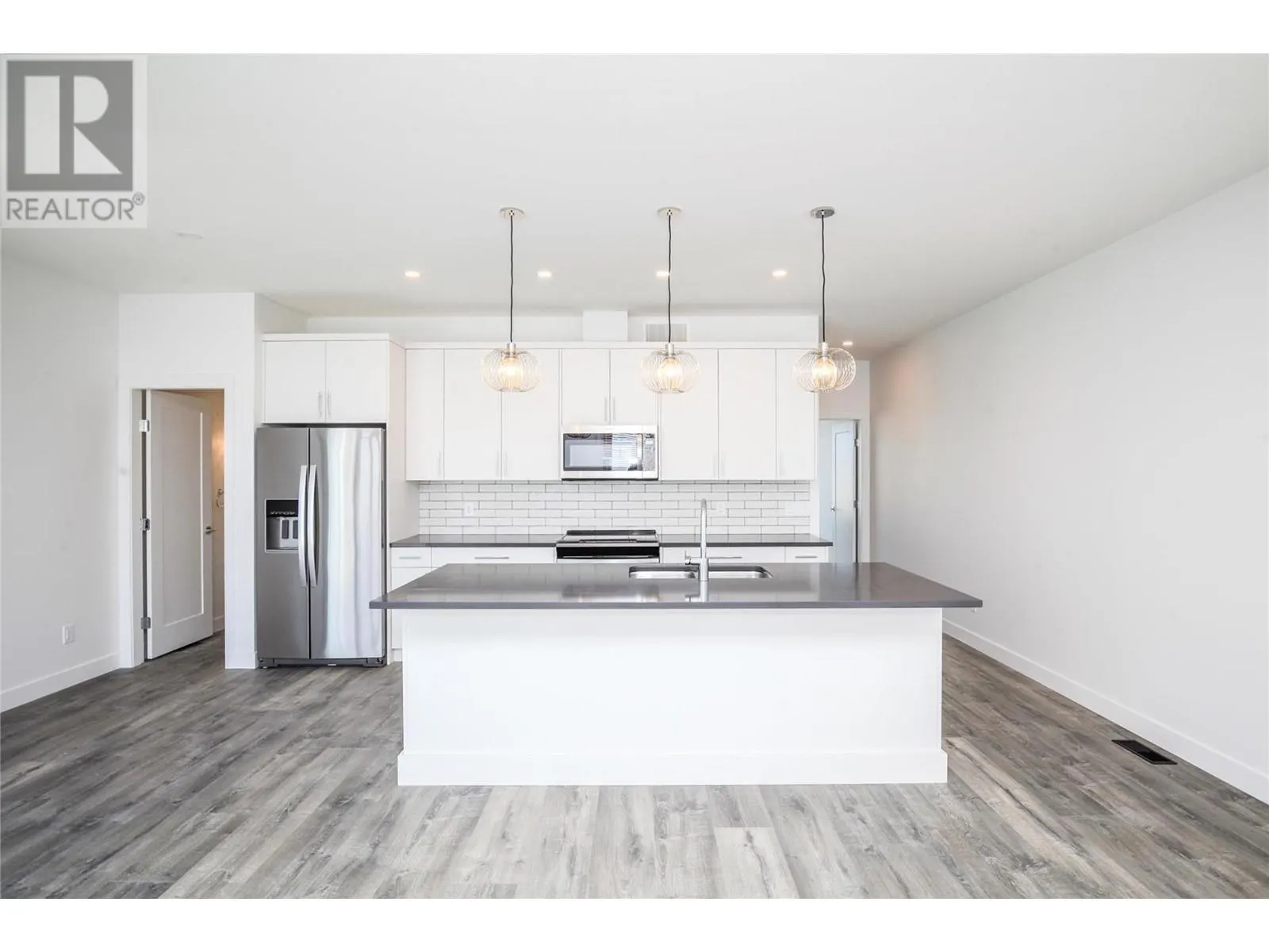 610 Academy Way Unit# 118