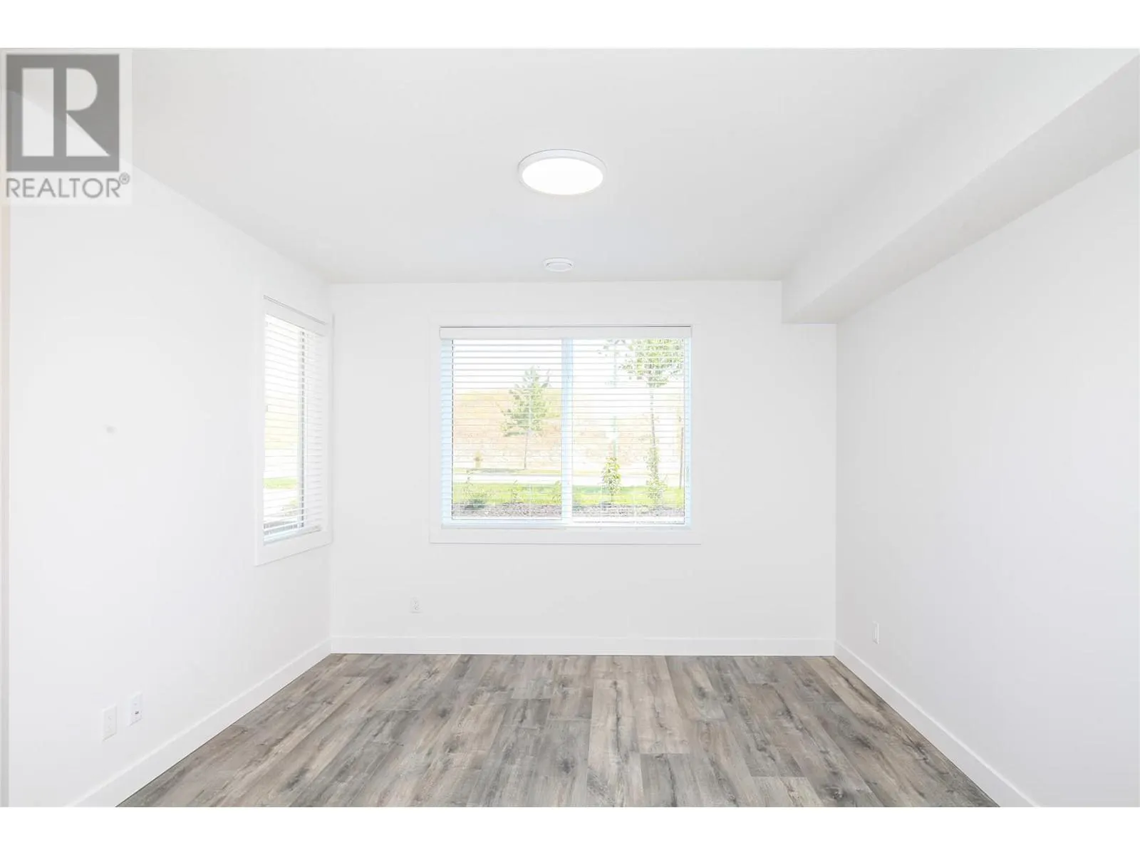 610 Academy Way Unit# 118
