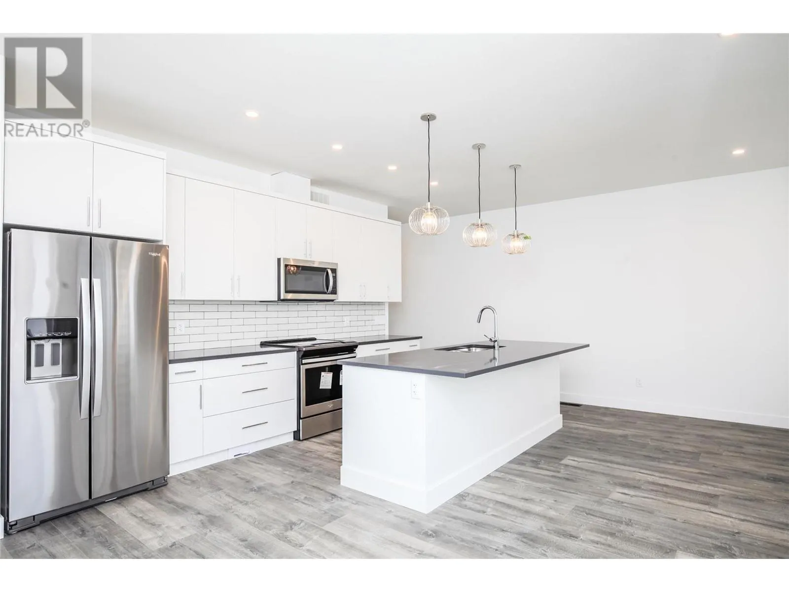 610 Academy Way Unit# 118