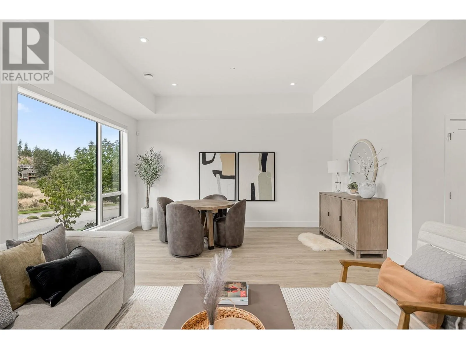 105 Predator Ridge Drive Unit# 2