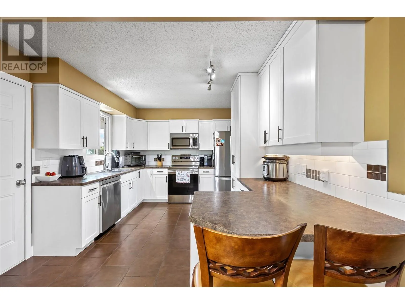 2141 Kaslo Court