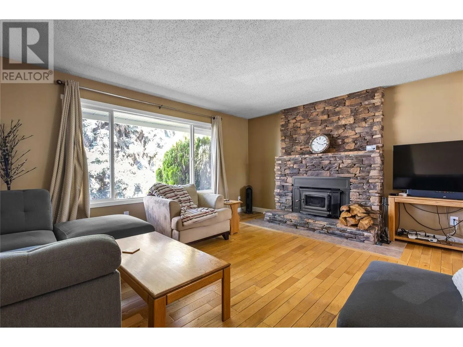 2141 Kaslo Court