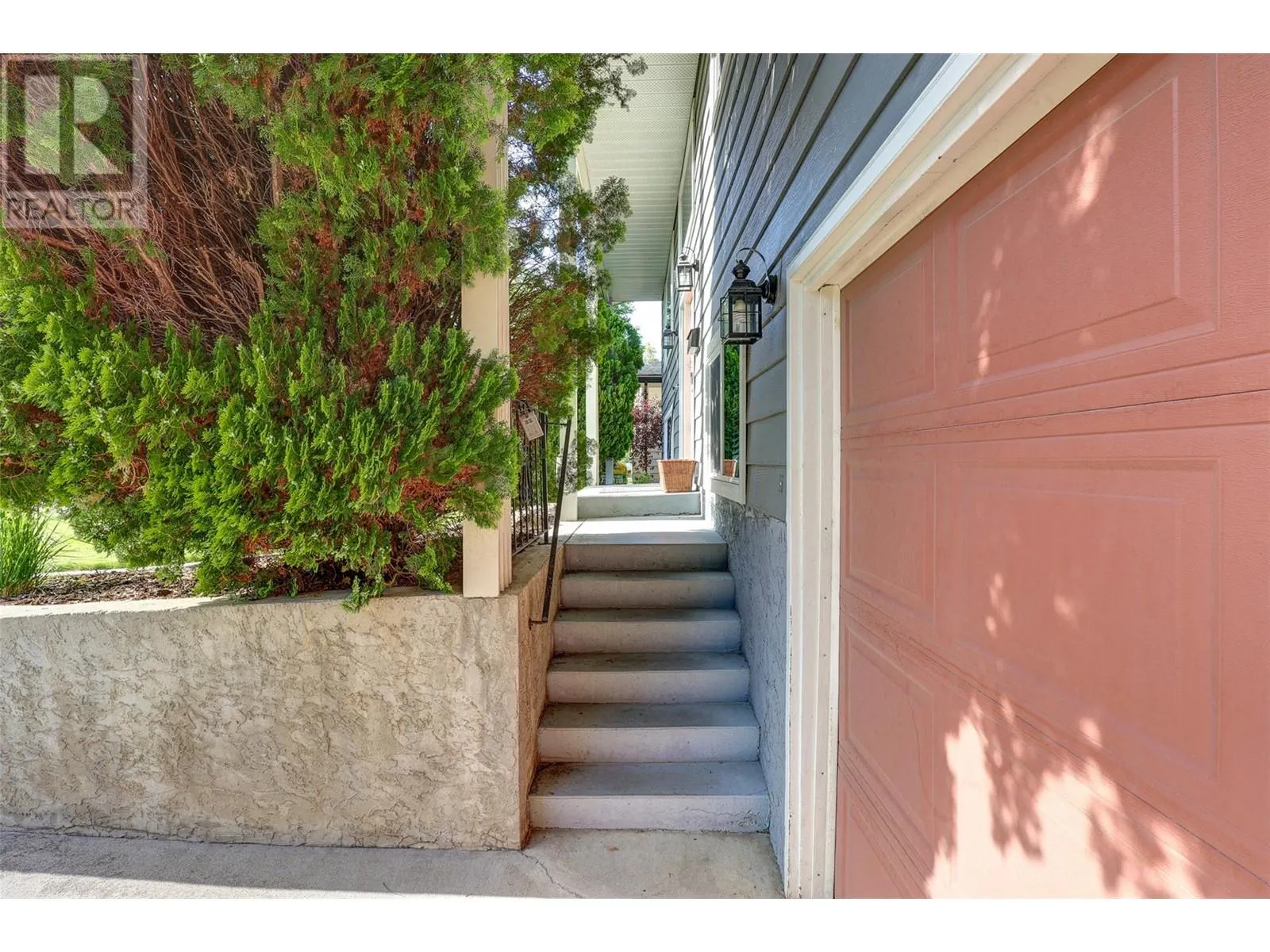 2141 Kaslo Court