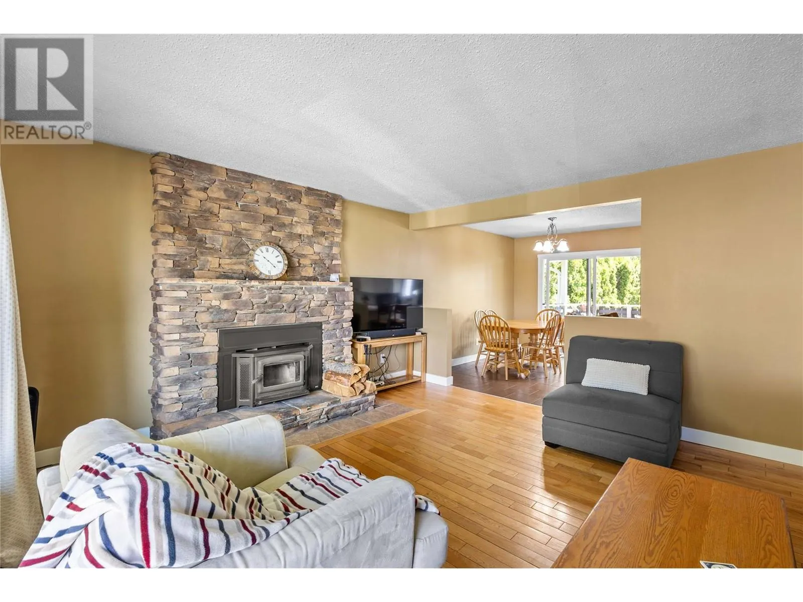2141 Kaslo Court