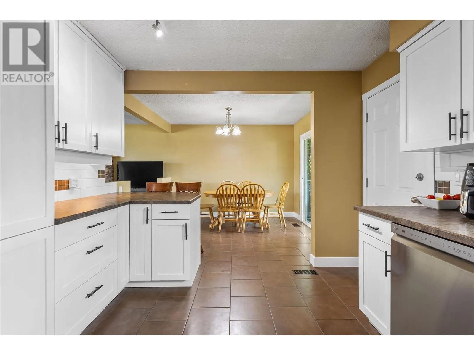 2141 Kaslo Court