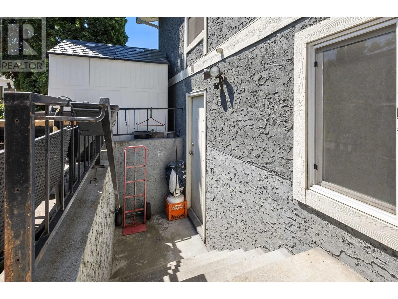 2141 Kaslo Court