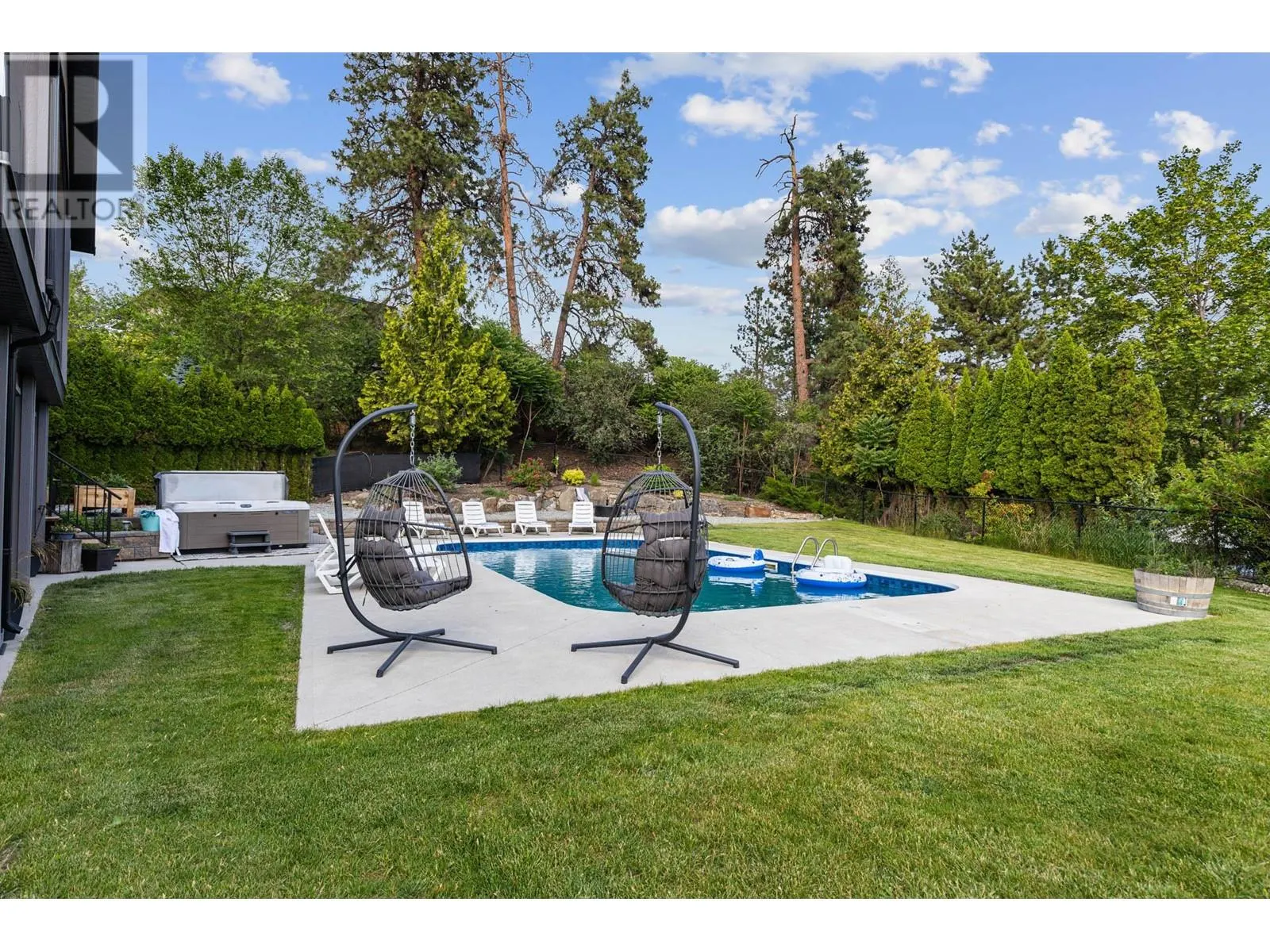 1671 Lindsay Drive