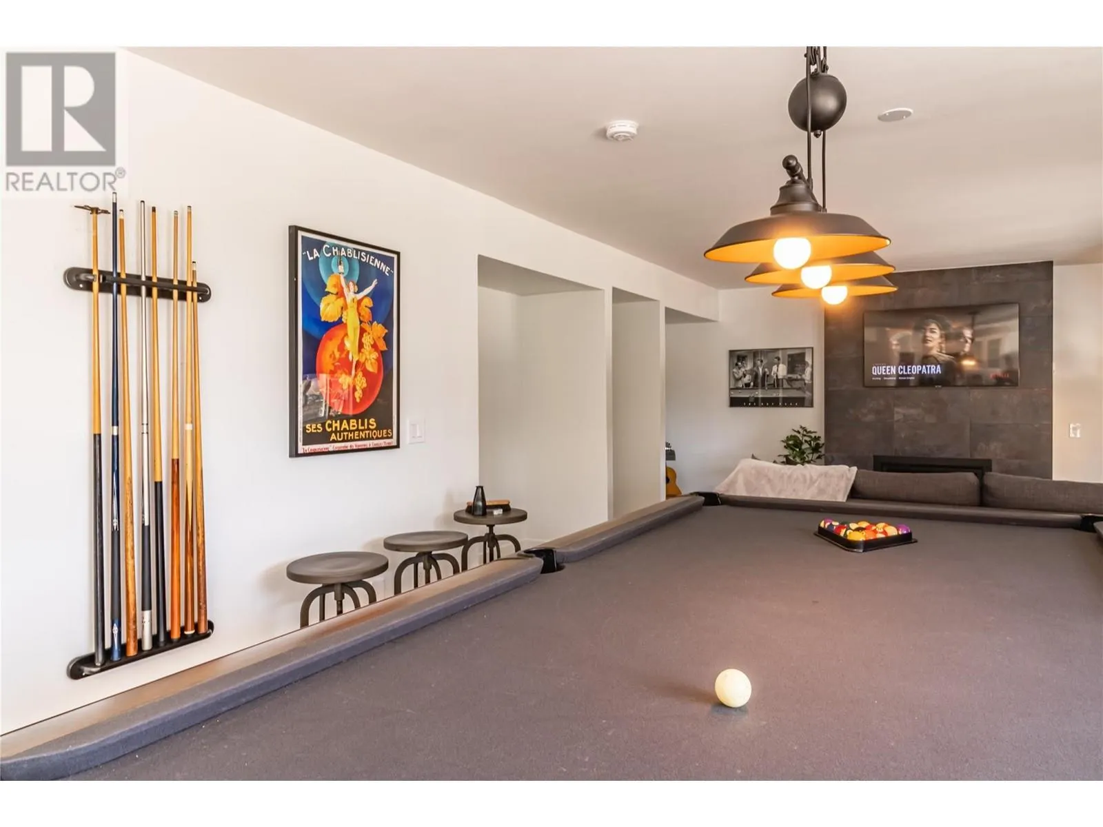 1671 Lindsay Drive