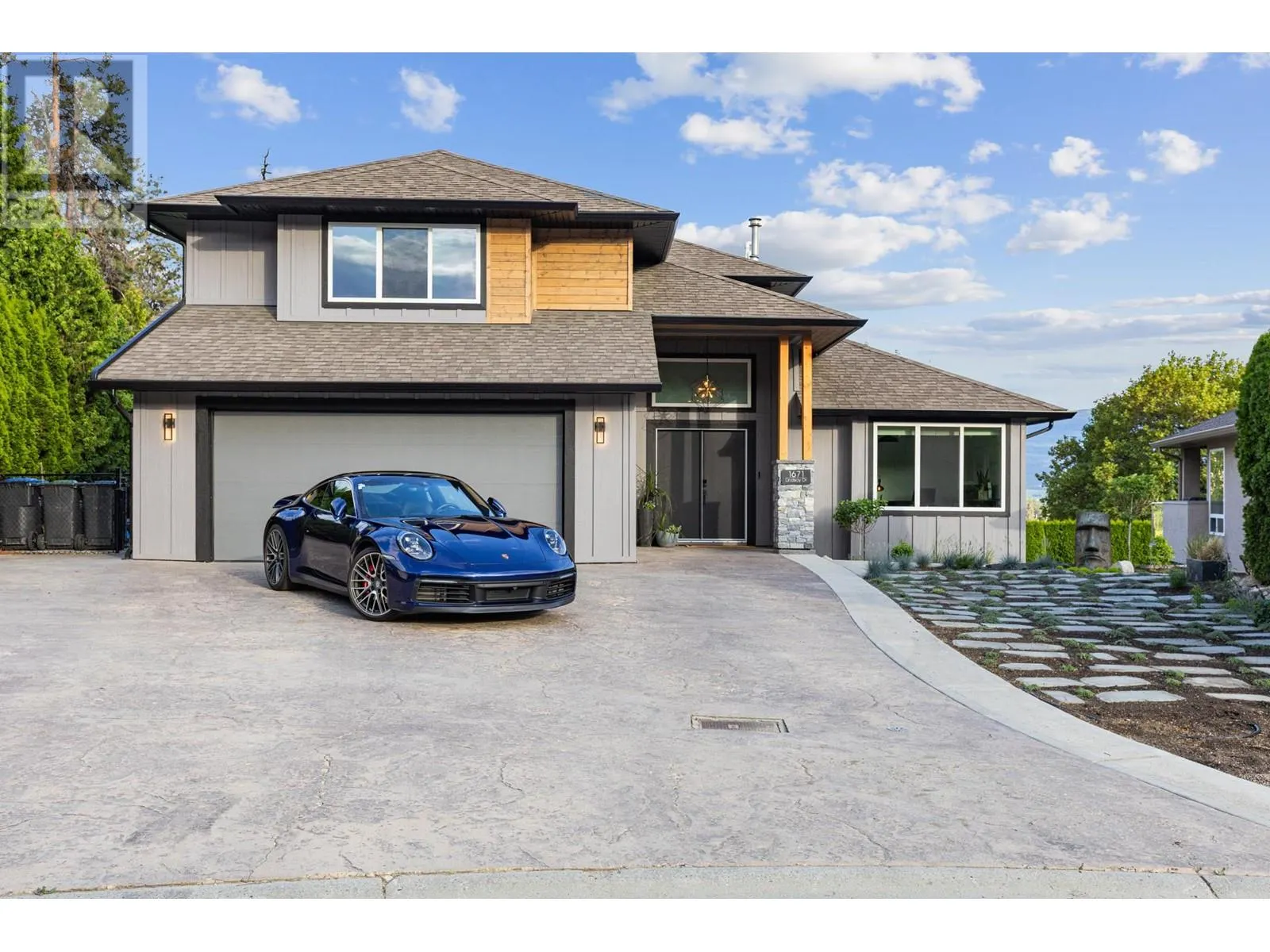 1671 Lindsay Drive