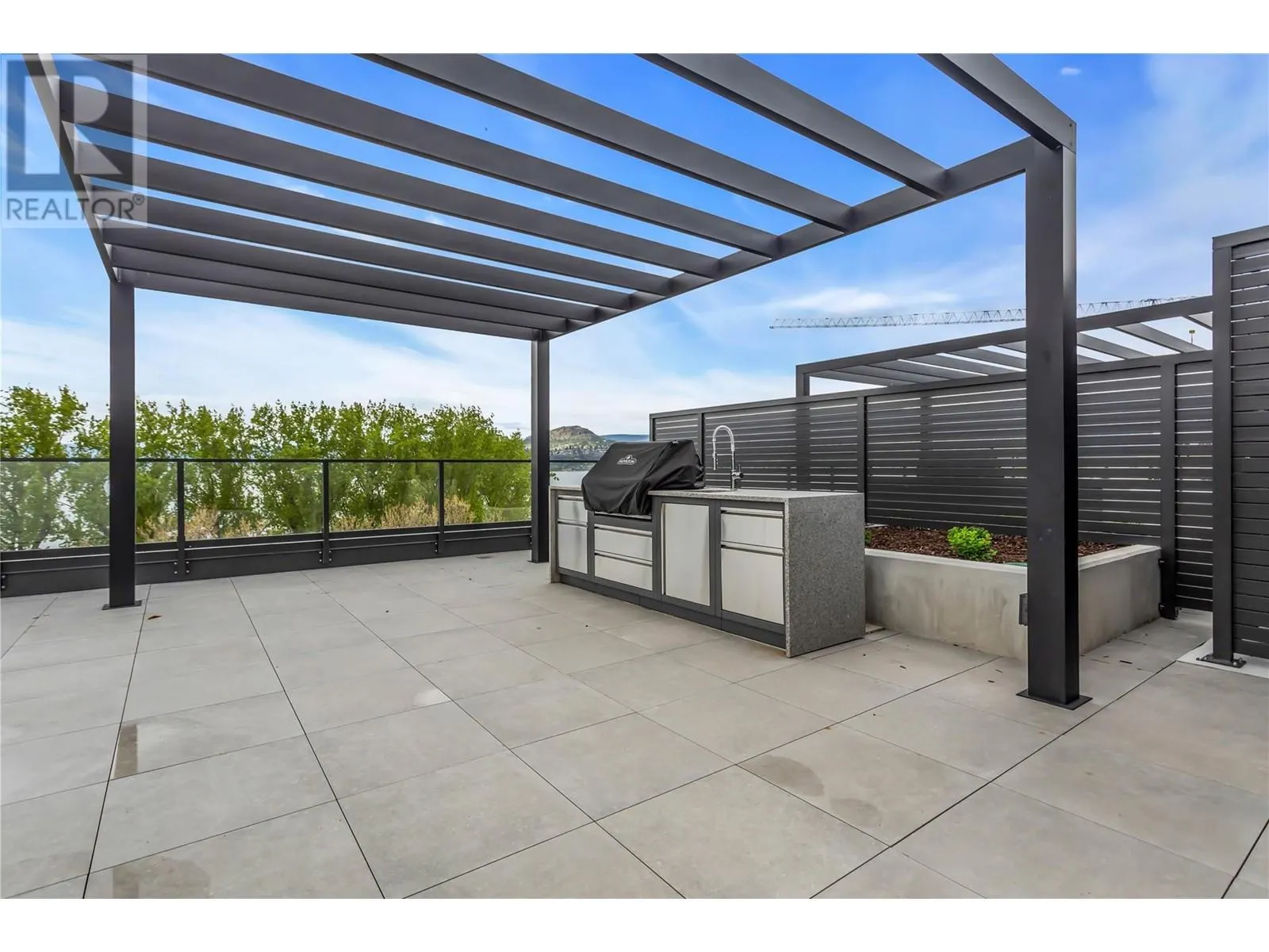 3389 Lakeshore Road Unit# 601