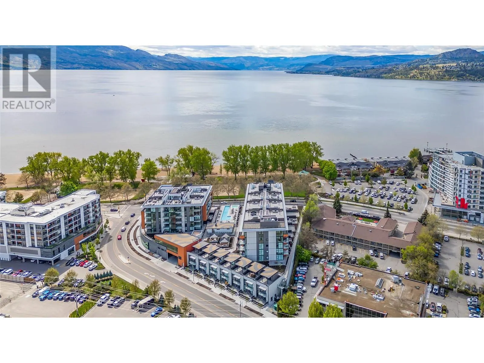 3389 Lakeshore Road Unit# 601