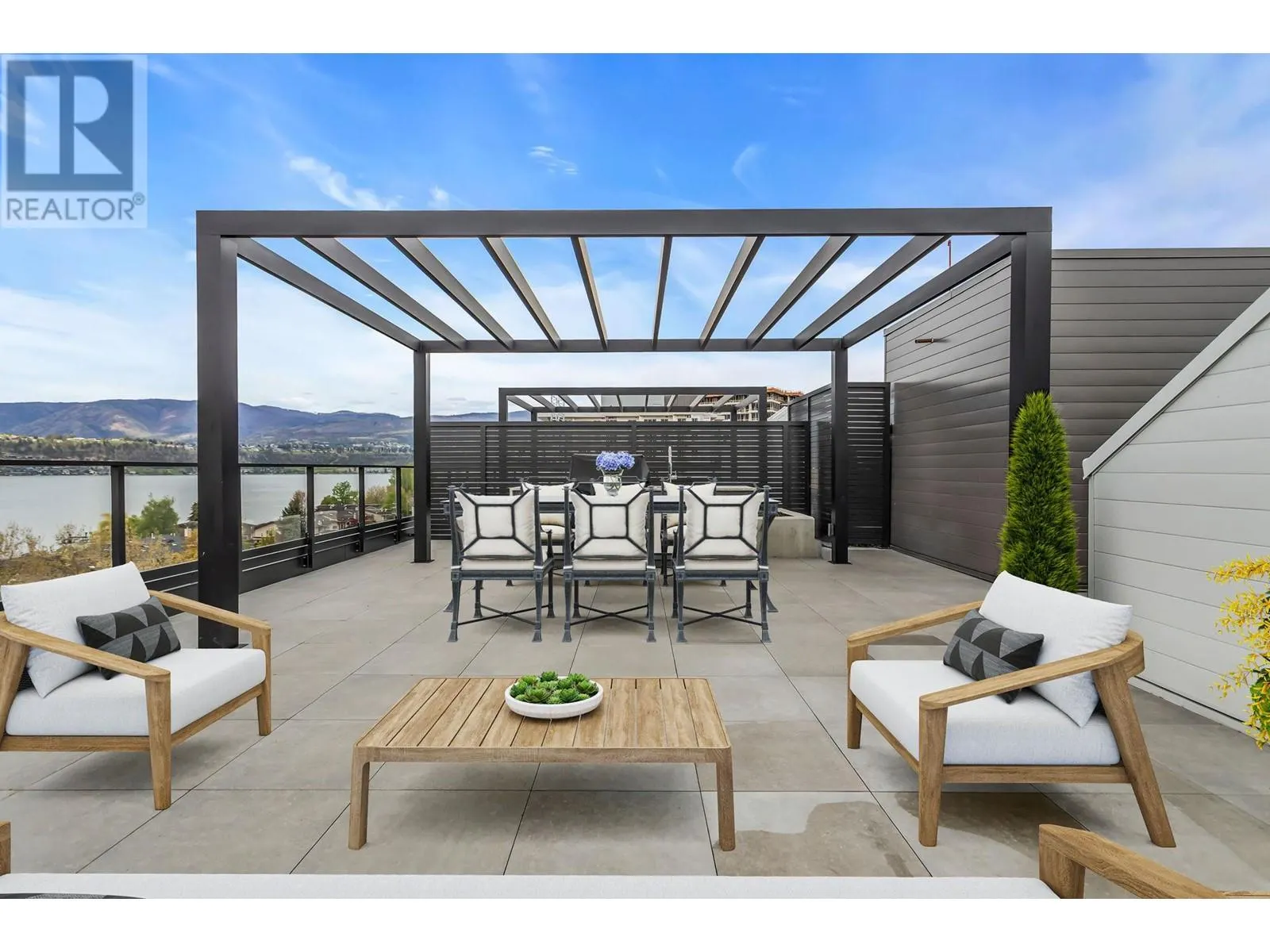 3389 Lakeshore Road Unit# 601