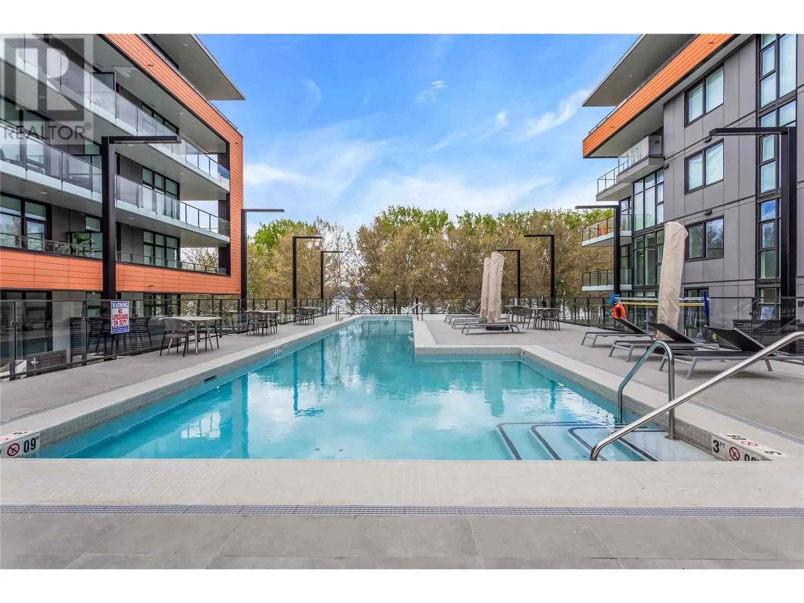 3389 Lakeshore Road Unit# 601