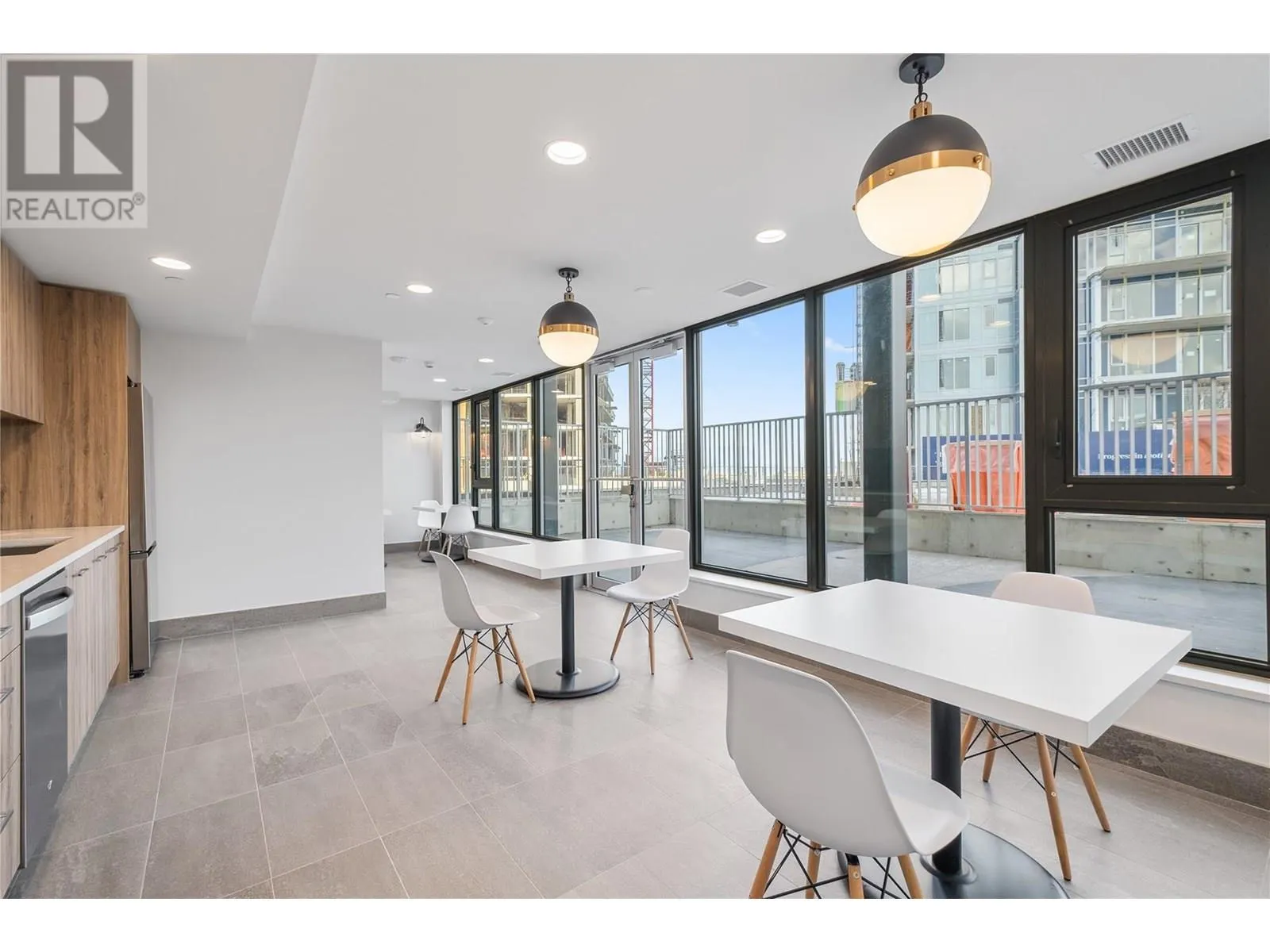 3699 Capozzi Road Unit# 907
